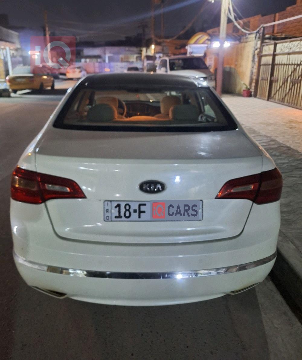 كيا كادينزا